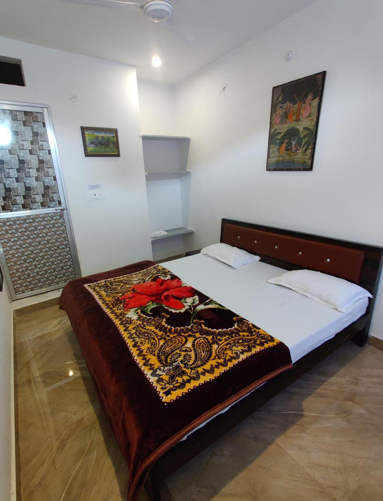 Varah Square Guest House Pushkar Rum bild