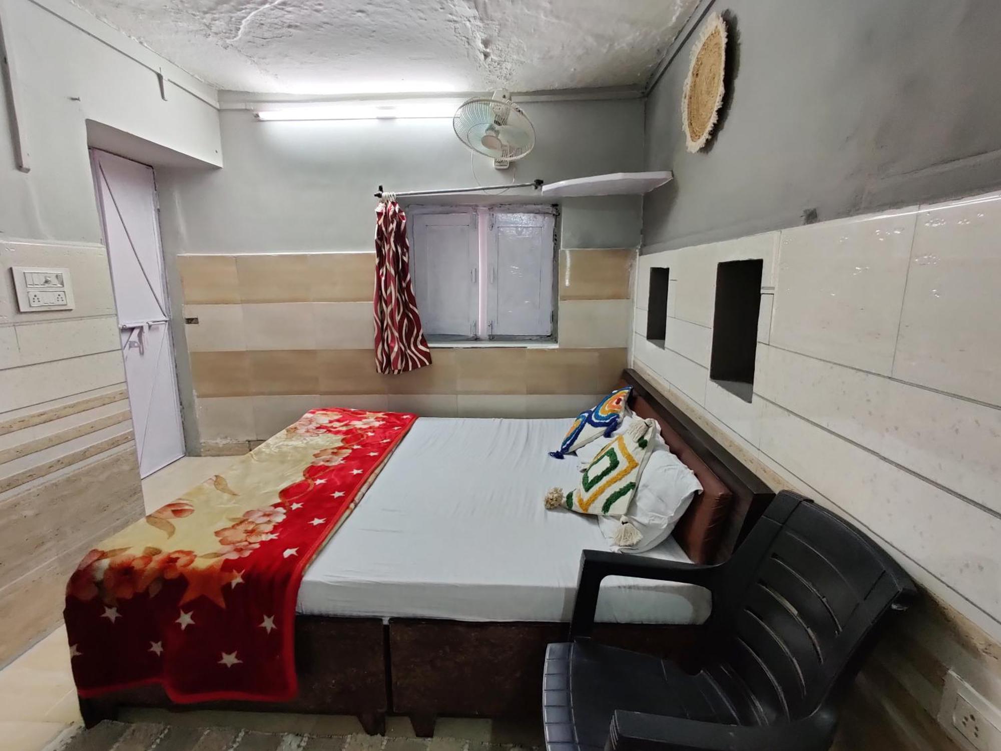 Varah Square Guest House Pushkar Rum bild