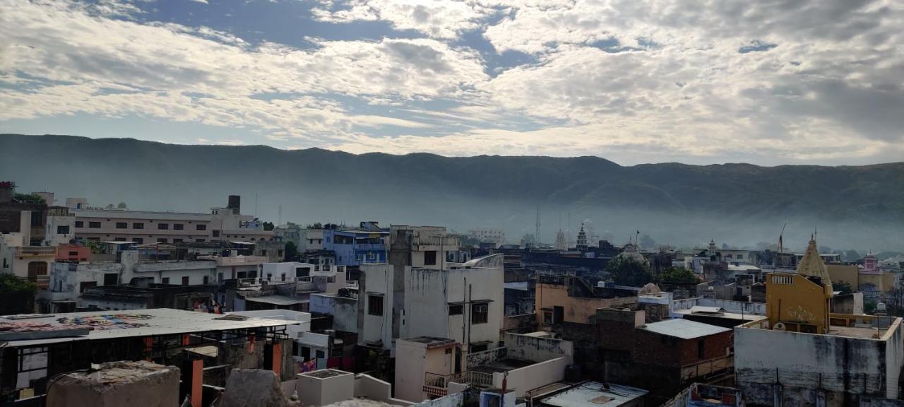 Varah Square Guest House Pushkar Exteriör bild